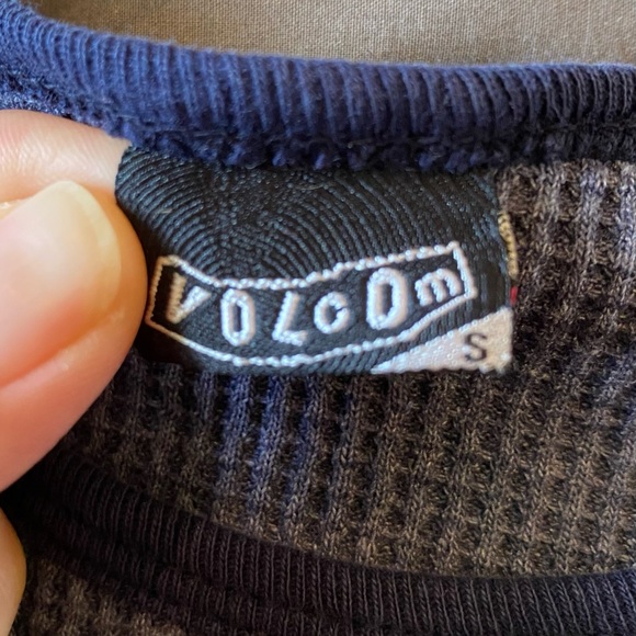 Volcom Thermal Top - Picture 5 of 7